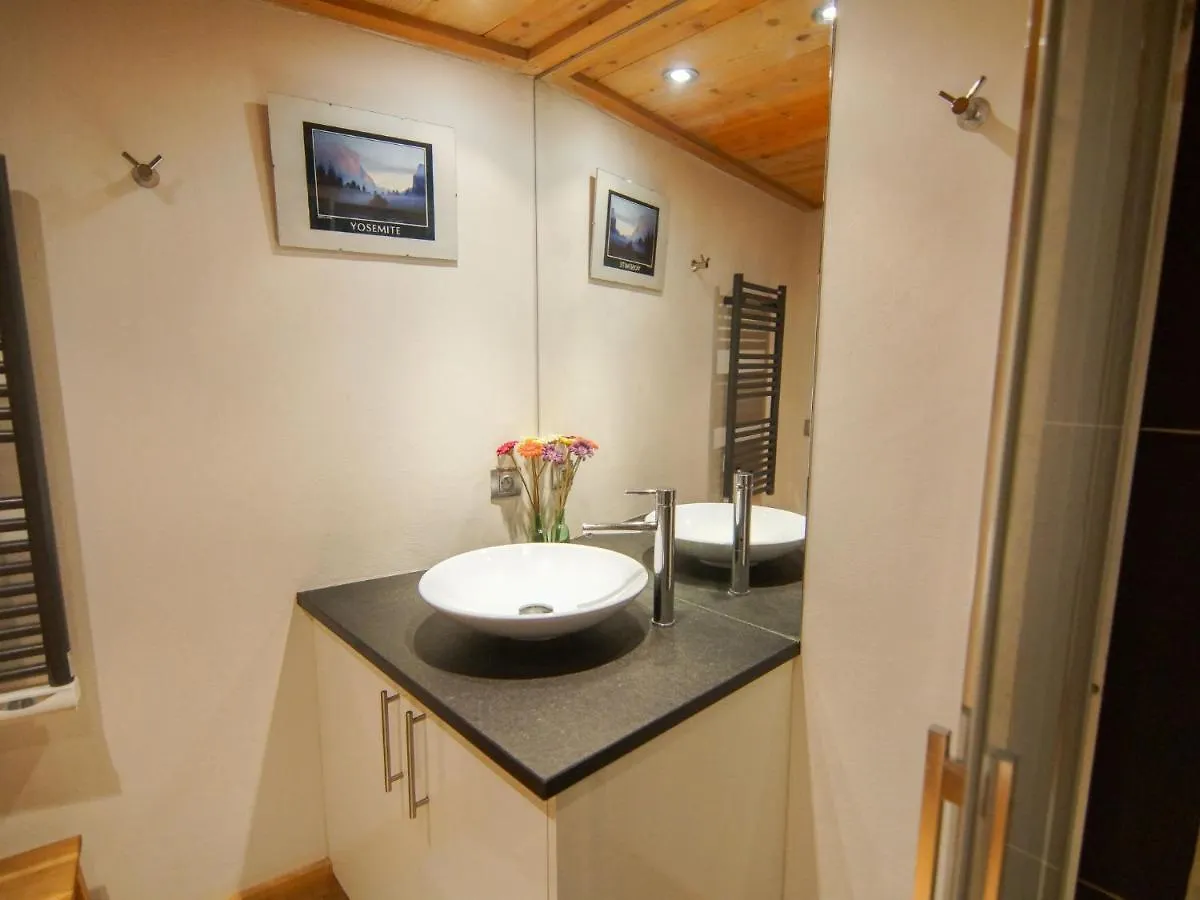 Apartment Les Jardins De L'Astoria By Interhome Chamonix Franciaország