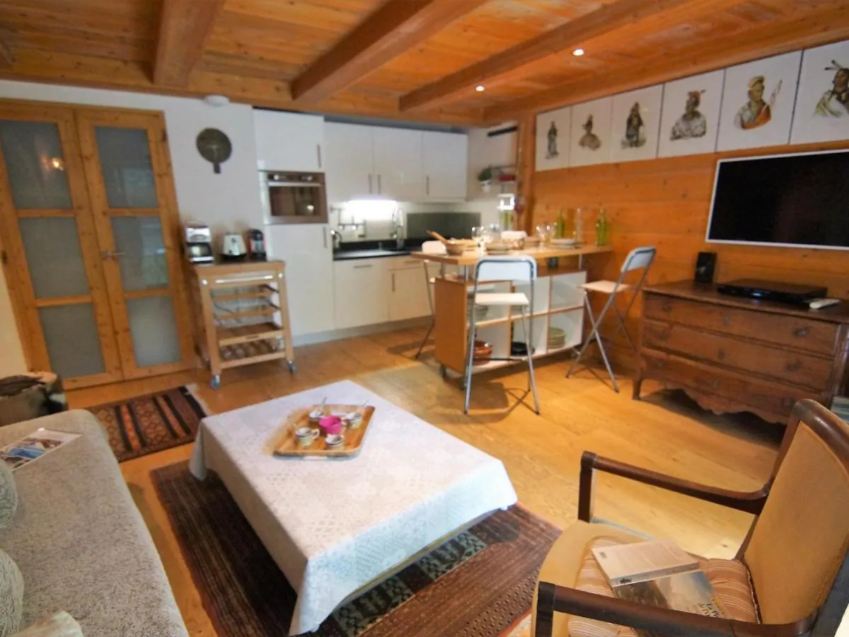 Apartment Les Jardins De L'Astoria By Interhome Chamonix